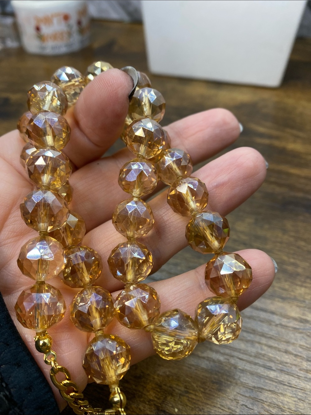 Champagne 12 mm faceted Crystal hand knotted 18 inch neck Aprilsplace Necklace - Picture 6 of 6